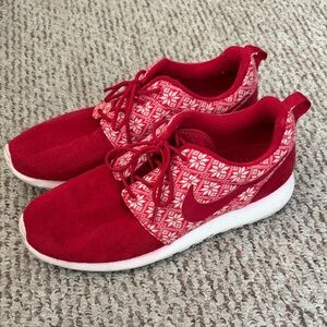 Nike Roshe One Winter "Red Yeti" sneakers size 10.5